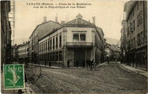 CPA TARARE Place de la Madeleine rue de la Republique et rue Bibert (614290)