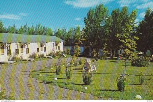 New Brunswick, 50-60s ; Maple Leaf Motel Cabins , Route 17