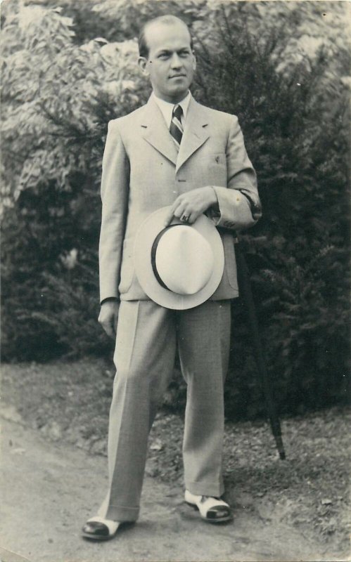 Glamour Postkarte elegant man fancy suit portrait 1937