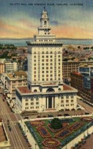 City Hall & Memorial Plaza - Oakland, CA