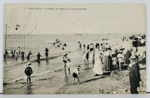 TROUVILLE La Plage Les Blains La Jetee promade c1908 Beach Scene Postcard L12