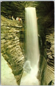 VINTAGE POSTCARD CAVERN CASCADE AT WATKINS GLEN FALLS NEW YORK c. 1970s