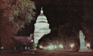 USA Night View of the State Capitol Austin Texas Vintage Postcard 07.27