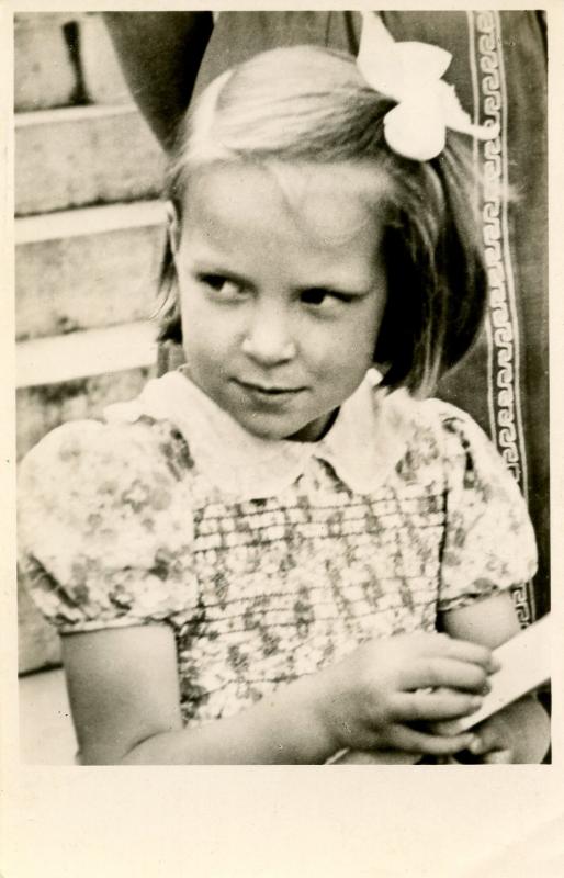 Dutch Royalty -  Princess Irene.   *RPPC                    