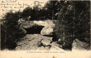 CPA La Chapelle-la-Reine - La Roche aux Voleurs - (Sortie) (249627)