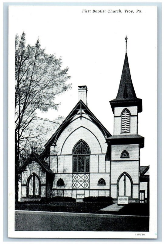 Troy Pennsylvania PA Postcard First Baptist Church Chapel c1940 Vintage Antique
