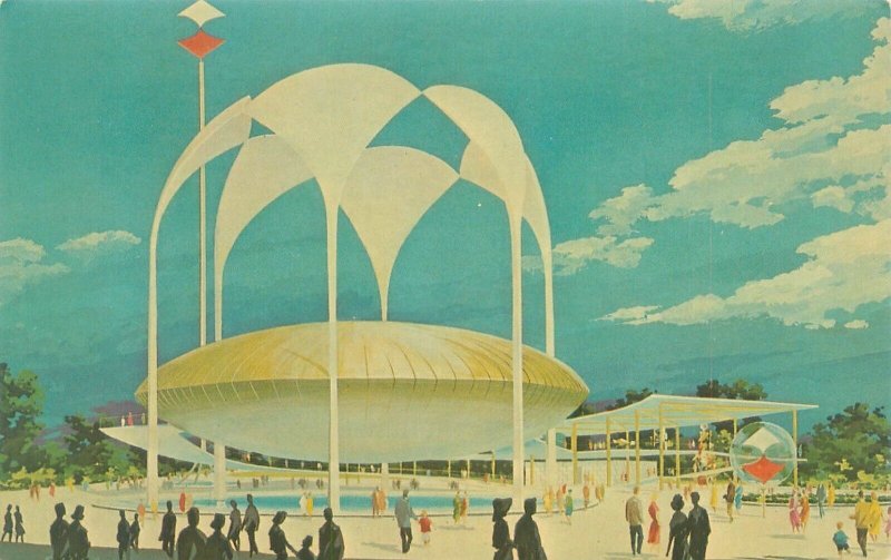 NYC New York 1964 World's Fair Johnson's Wax Pavilion, People Postcard