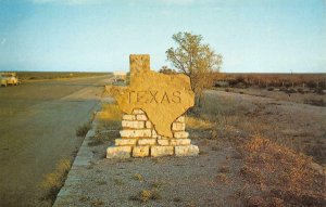 WELCOME TO TEXAS Roadside Sign Lone Star State 1976 Schaaf Vintage Postcard