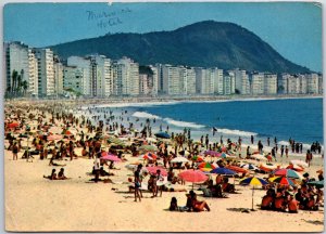 VINTAGE CONTINENTAL SIZED POSTCARD COPACABANA BEACH RIO DE JANEIRO BRASIL 1964