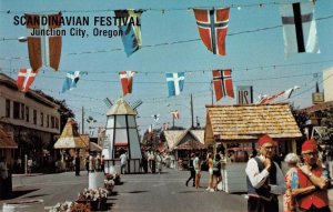 Street Scene SCANDINAVIAN FESTIVAL Junction City, Oregon Windmill 1960s Postcard