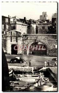 Modern Postcard Antibes Echappee on Old Gate and the ramparts Automotive