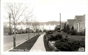 RPPC COULEE DAM, WA Washington  STREET SCENE & DAM c1940s  Ellis 01938  Postcard