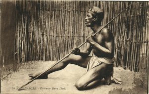 PC MADAGASCAR, GUERRIER BARA, Vintage Postcard (b31351)