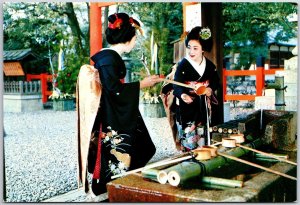 Maiko in Jyonan-Gu Shrine Kyoto Japan Dancing Girls Long Sleeved Kimono Postcard