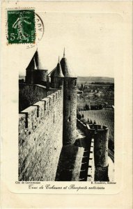 CPA Carcassonne Tour de Cahuzac et Remparts ext. FRANCE (1012744)