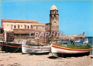 Modern Postcard Collioure (P O) Fortified Church and Boat Charter Pecheurs