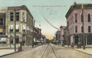 MUNCIE , Indiana , 1909 ; Main Street , East