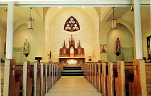 NH - Twin Mountain. St Patrick's Roman Catholic Church, Interior