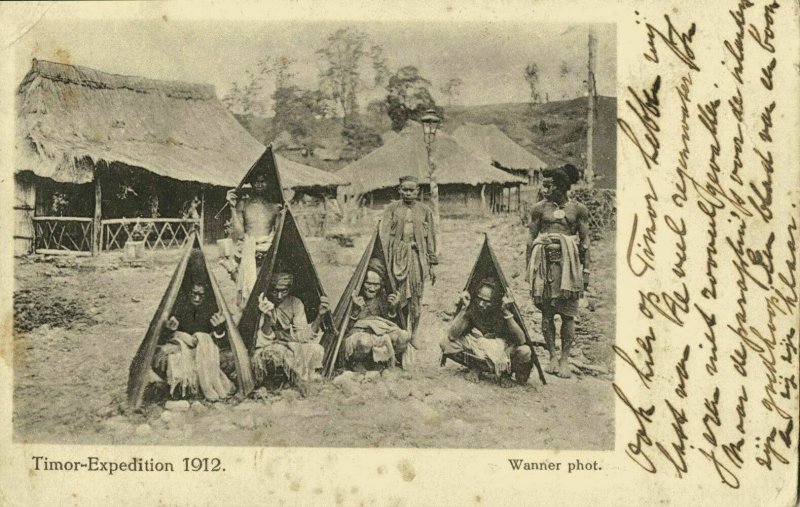 indonesia, TIMOR, Village Scene, Native People with Umbrella (1916) Expedition