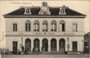 CPA HONFLEUR Hotel de Ville (1225802)