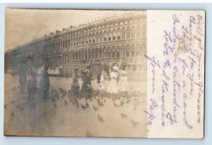 C. 1907 Ladies Feeding Birds Venice Italy RPPC Postcard F144E