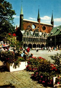 Germany Luebeck Marktplatz mit Rathaus