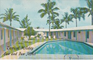 Tropical Holiday Sun And Fun Motel Pool Fort Lauderdale Florida
