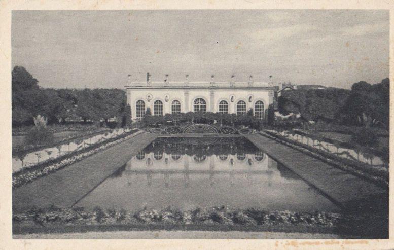 L'Orengerie Du Jardin Francais Moet & Chandon Antique Advertising Postcard