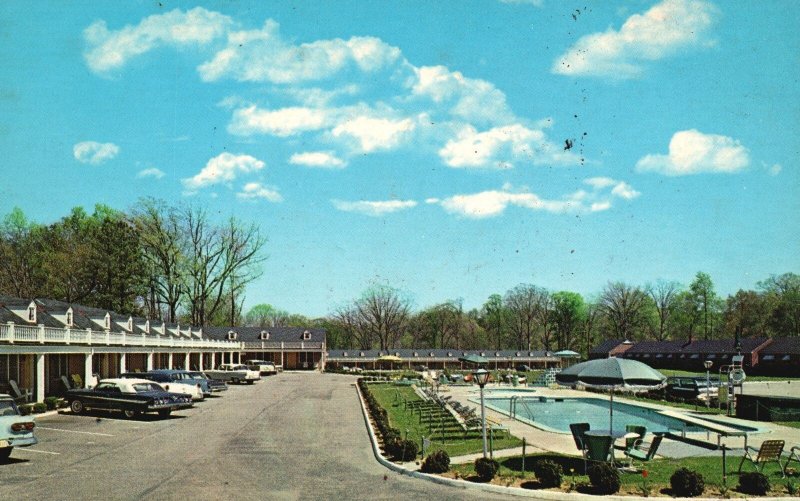 Vintage Postcard Pocahontas Motor Lodge Route 168 Williamsburg Virginia VA