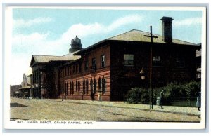 Grand Rapids Michigan Postcard Union Depot Exterior View Building c1920 Vintage