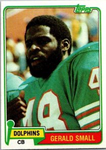 1981 Topps Football Card Gerald Small Miami Dolphins sk60221