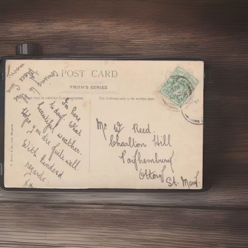 Devon Postcard - Exeter Cathedral  - Real photo T9980