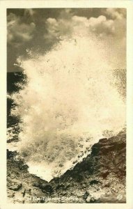 Hawaii Honolulu Blow Hole #H-2501940s RPPC Photo Postcard 21-10029