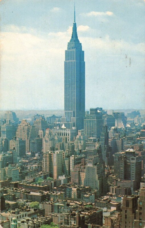 c.1958 Empire State Building New York City Hotel Dryden Postcard 10c1-253 