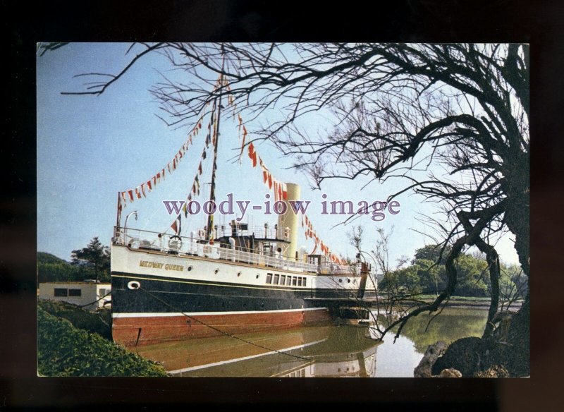 FE2915 - Paddle Steamer - Medway Queen at Binfield  Isle of Wight - postcard