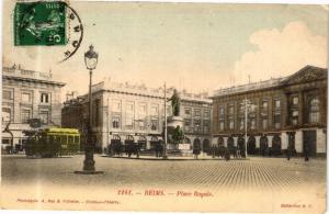 CPA REIMS - Place Royale (245279)