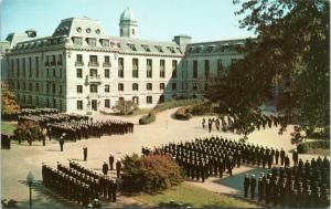 U.S. Naval Academy - Midshipmen in Noon formation