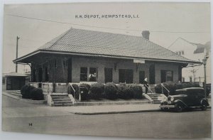 Postcard NY Long Island Hempstead Railroad Depot Old Car Train 1937 M41