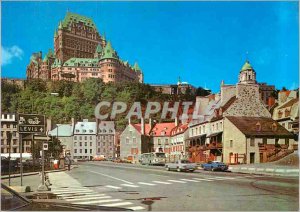 Modern Postcard What Quebec Le Chateau Frontenac overlooking the Old Lower Town