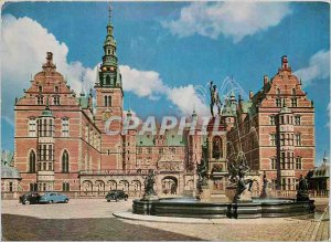 Modern Postcard Denmark Hillerod Frederiksborg Palace