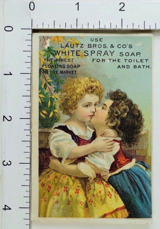 Lautz Bros & Co's White Spray Soap Adorable Children Hugging & Kissing F74 