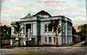 Postcard Public Library in Ottumwa, Iowa