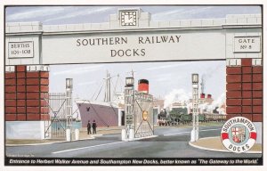 Southampton Railway Docks Old Entrance Gate & Clock Postcard