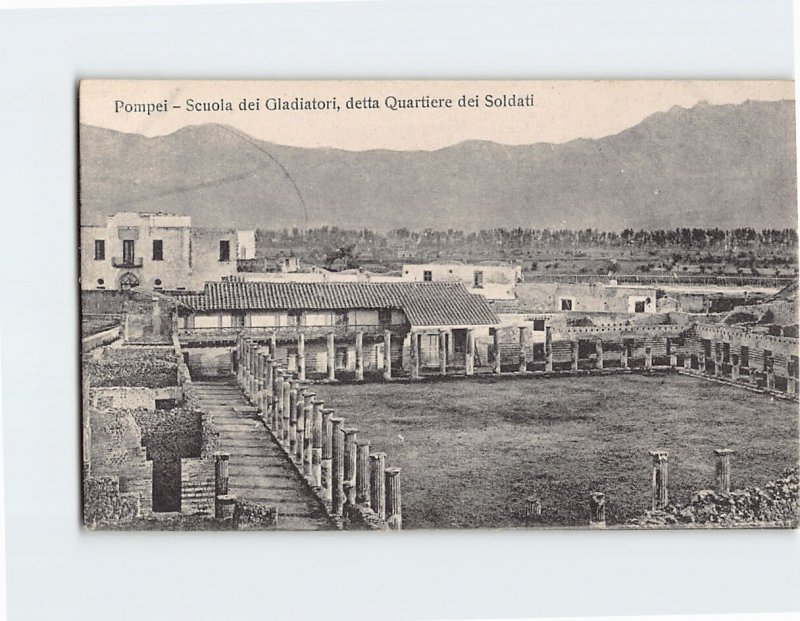 Postcard Scuola dei Gladiatori detta Quartier dei Soldati Pompei Italy