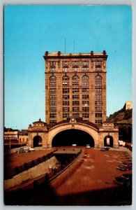 Pittsburgh  Pennsylvania  Station Postcard  1959