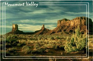 Monument Valley, Arizona-Utah border, United States, red sandstone Postcard