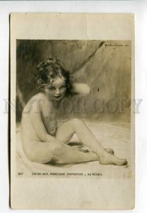 3157816 Girl by Madeleine CARPENTIER Vintage SALON postcard