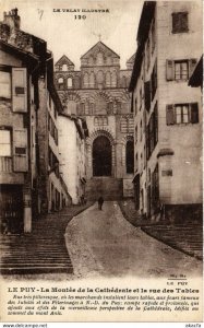 CPA Le PUY-en-VELAY - La Montée de la Cathédrale et la Rue des Tables (636052)