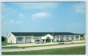DYERSVILLE, Iowa IA ~ Roadside NATIONAL FARM TOY MUSEUM c1980s  Postcard