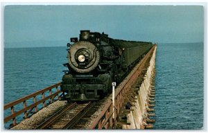 GREAT SALT LAKE, UT Utah ~ #3528 SOUTHERN PACIFIC RAILROAD Train c1960s Postcard